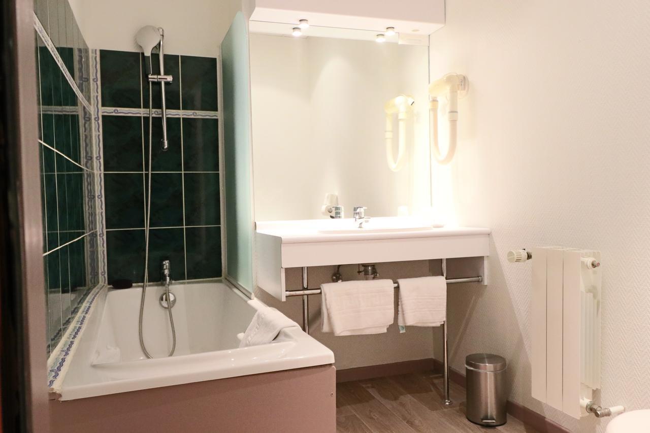 Logis-Hotel Des Oliviers Thionville Bagian luar foto